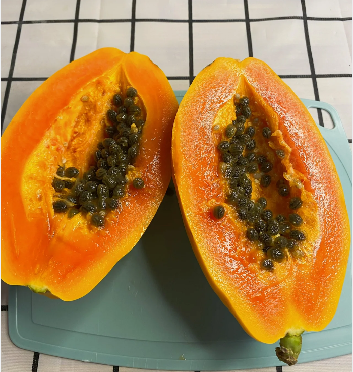 Golden Creamy Papaya Seeds