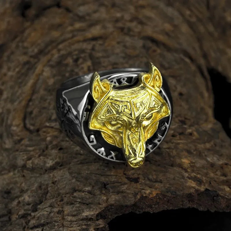 Vintage  Viking Rune Wolf Head Compass Ring