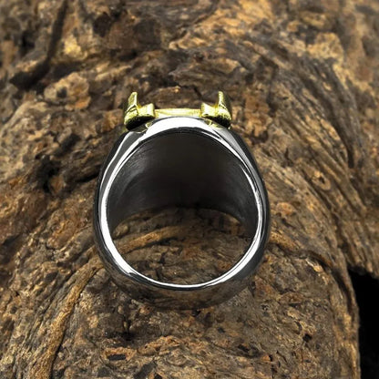 Vintage  Viking Rune Wolf Head Compass Ring